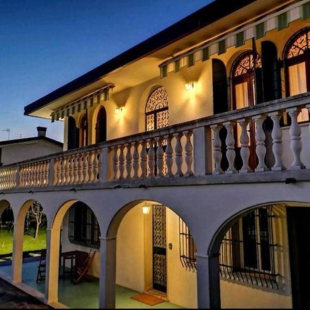 スピネーア Casa Del Vignetoヴィラ エクステリア 写真