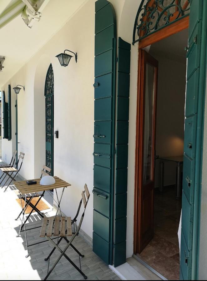 スピネーア Casa Del Vignetoヴィラ エクステリア 写真